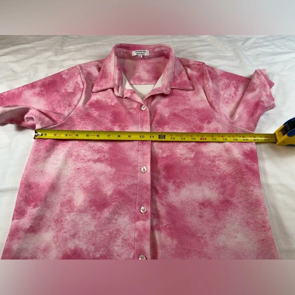 Frankies Bikinies Pink Tie Dye Button Up Shirt Bathing Suit Cover up Size Medium
